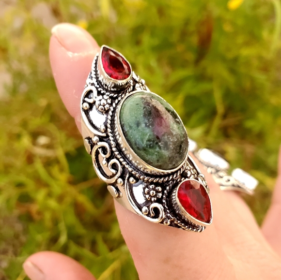 New Huge Ruby Zoisite and Garnet 925 Silver Statement Ring. - Picture 4 of 16